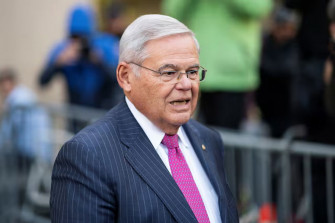 Us Senator Robert Menendez S Corruption Trial To Get Underway Wallpaper