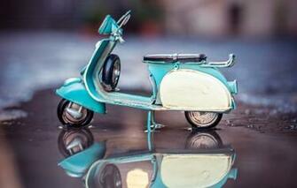 Wallpaper Macro Stream Model Toy Moped Shooting Scooter