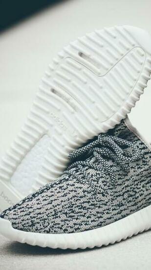 Wallpaper Yeezy Adidas Boost