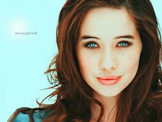 Anna Popplewell Twarz
