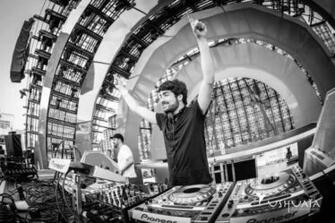 Oliver Heldens Dmnw