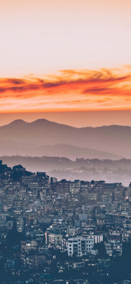 Take In The Of A Beautiful City Sunset With Your iPhone Wallpaper