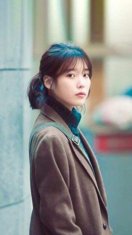 Iu Wallpaper Mymister Short Hair Korean Actresses