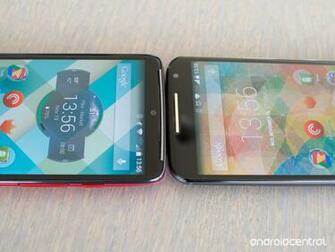 In Pictures Motorola Droid Turbo Versus Moto X