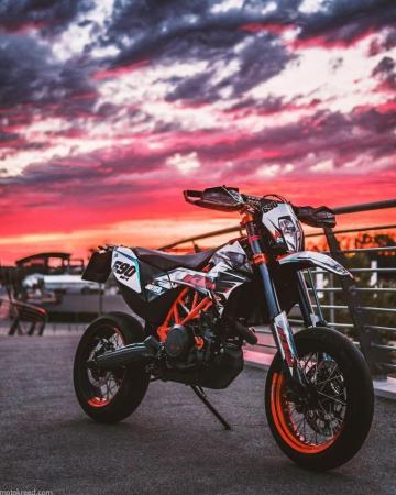 Pin Di Hakan Balta Su Supermoto Moto Da Cross Sportiva