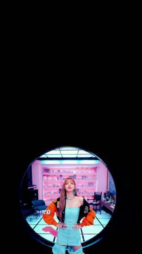 Blackpink Wallpaper Ddu Du Lisa