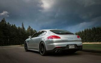 Porsche Panamera 4s HD Wallpaper Background