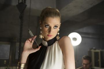 Elizabeth Debicki HD Wallpaper And Background