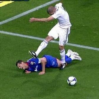 Pepe Wallpaper Fight