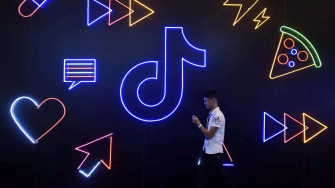 Tiktok Aesthetics Wallpaper