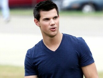 Taylor Lautner Wallpaper