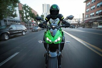 Kawasaki Z1000sx Wallpaper