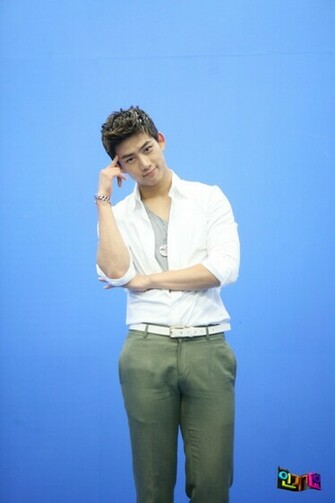 Pin Ok Taecyeon