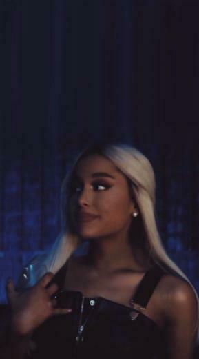Break Up With Your Girlfriend I M Bored Ariana In