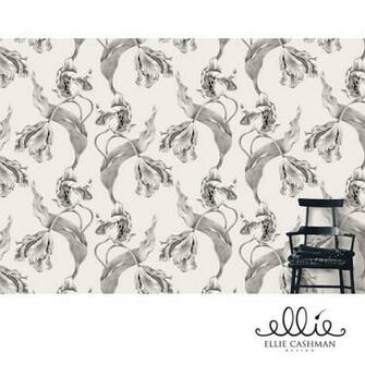 Ellie Cashman On Wallpaper