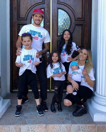 Familia Diamond