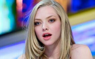 Amanda Seyfried At El Hormiguero Wallpaper HD
