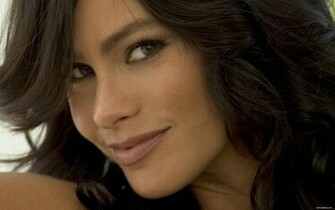Latina Sofia Vergara Big Modern Family Wallpaper