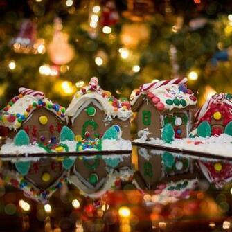 Christmas Candy Store iPad Wallpaper iPhone