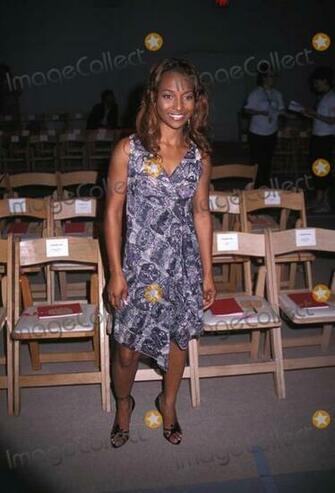 Photos And Pictures Mercedes Benz Fashion Week Vivienne