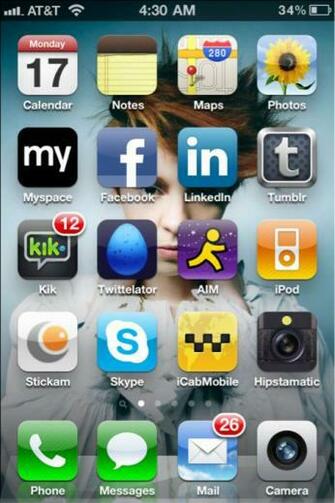iPhone Home Screen On