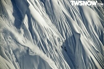 Travis Snowboarding Wallpaper Pictures