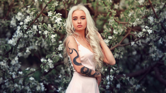 Blossom Blue Eyes White Hair Long Dress Model Woman Wallpaper