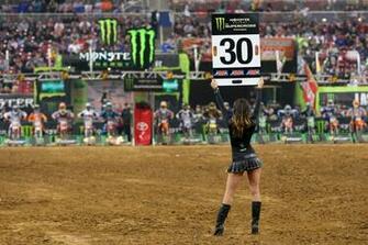 Supercross Girls Wallpaper Louis