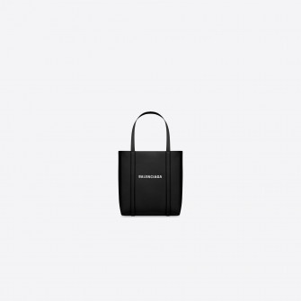 Balenciaga Tote Bag Wallpaper