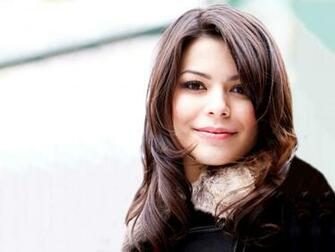 Miranda Cosgrove Wallpaper HD