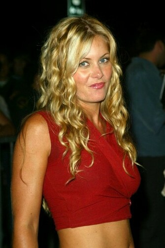 Leaked Photos Best Celebrity Nicole Eggert Wallpaper