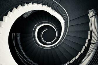 HD Wallpaper Round Strairs X