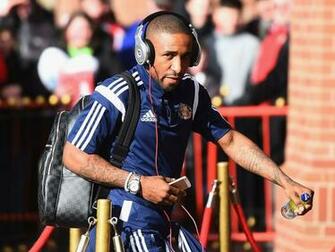 Jermain Defoe Sunderland Striker Posts Job Ad Seeking Personal