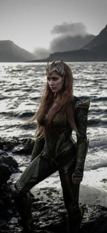Amber Heard As Mera Justice League iPhone Xs