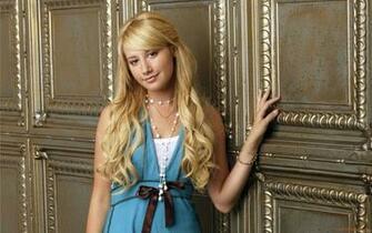 Ashley Tisdale Suite Life Of Zack And Cody Wallpaper Freshwallpaper