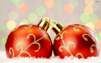 Christmas Balls Wallpaper