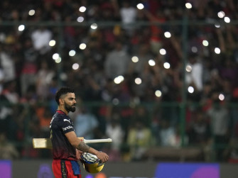 Virat Kohli Looks Relaxed After Giving Away Captaincy Roles In Ipl