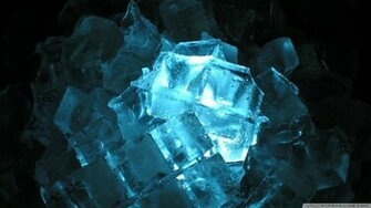 Ice Cubes Wallpaper