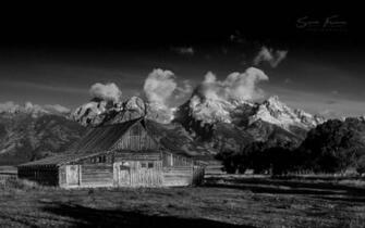 Desktop Wallpaper Giveaway Sunrise At Mormon Row Scott Flaherty