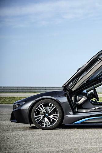 Bmw I8 iPhone Wallpaper Doors Open Side For