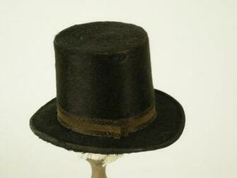 Rare 19th Century Miniature Top Hat With Wallpaper Box At 1stdibs