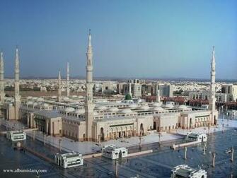 World Islam Zone Madina Masjid Al Nabawi Hq Standard Wallpaper