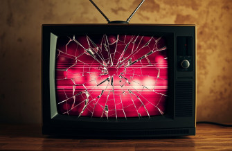 Broken Tv Screen Wallpaper