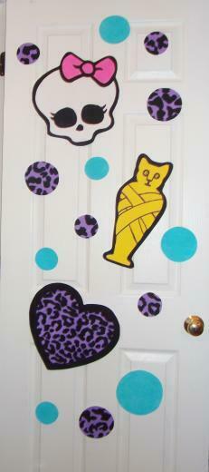 On Non Toxic Paint Able Pre Pasted Vinyl Slightly Textured Wallpaper