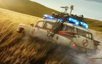 First Look Ghostbusters Afterlife Photos See Paul Rudd Clinging