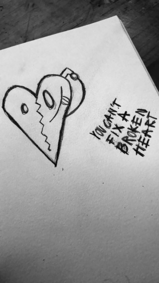 Xxxtentacion Broken Heart Tattoo Wallpaper On