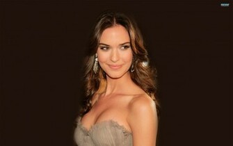 Odette Annable Wallpaper Celebrities