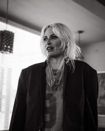 Linkin Park Presenta A Su Nueva Vocalista Emily Armstrong Y Anuncia Wallpaper