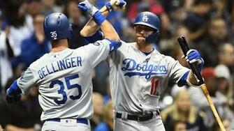 Bellinger Muncy And Urias Lead L A Dodgers Past Milwaukee