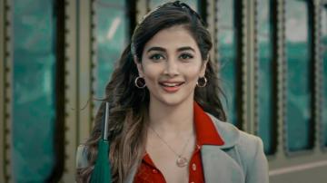Pooja Hegde Radhe Shyam HD Wallpaper Beauty Full Girl Beautiful